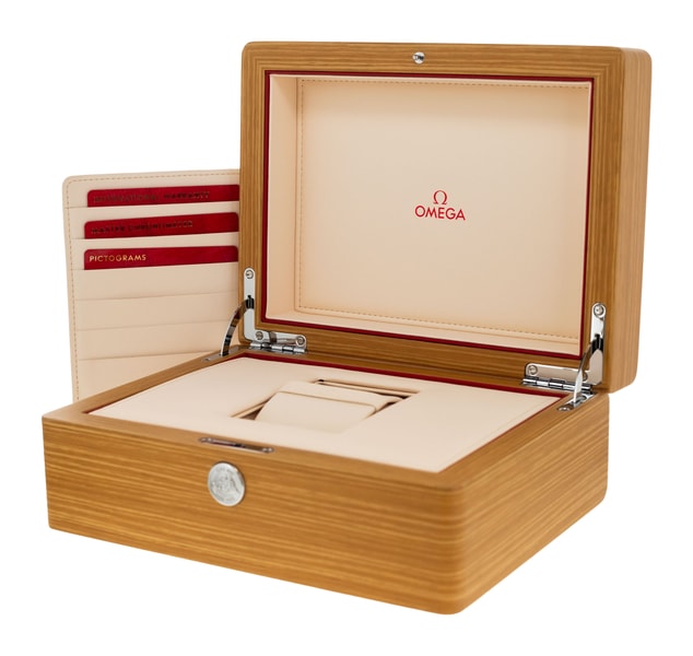 Omega Planet Ocean 215.30.44.21.01.001